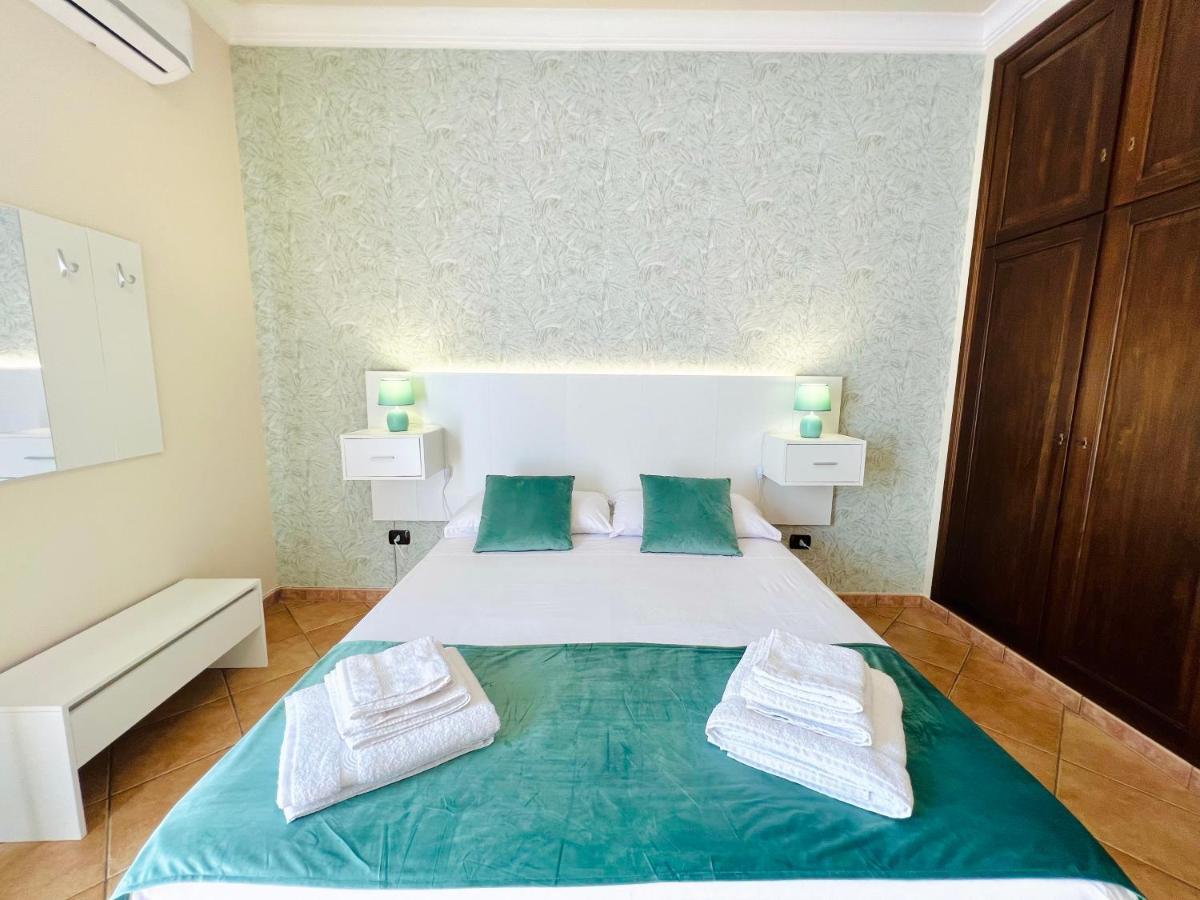 Casa Aieddu Hotel Terrasini Kültér fotó